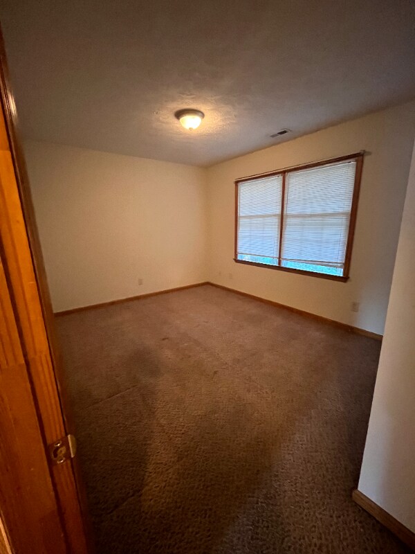 Building Photo - 2515 Franklin Turnpike