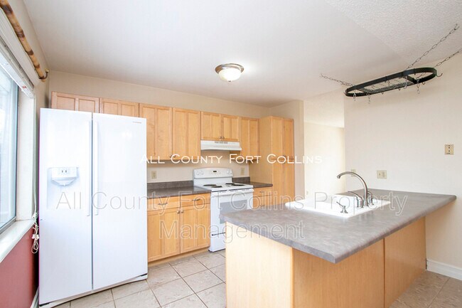 Building Photo - C406 Chukar Ct