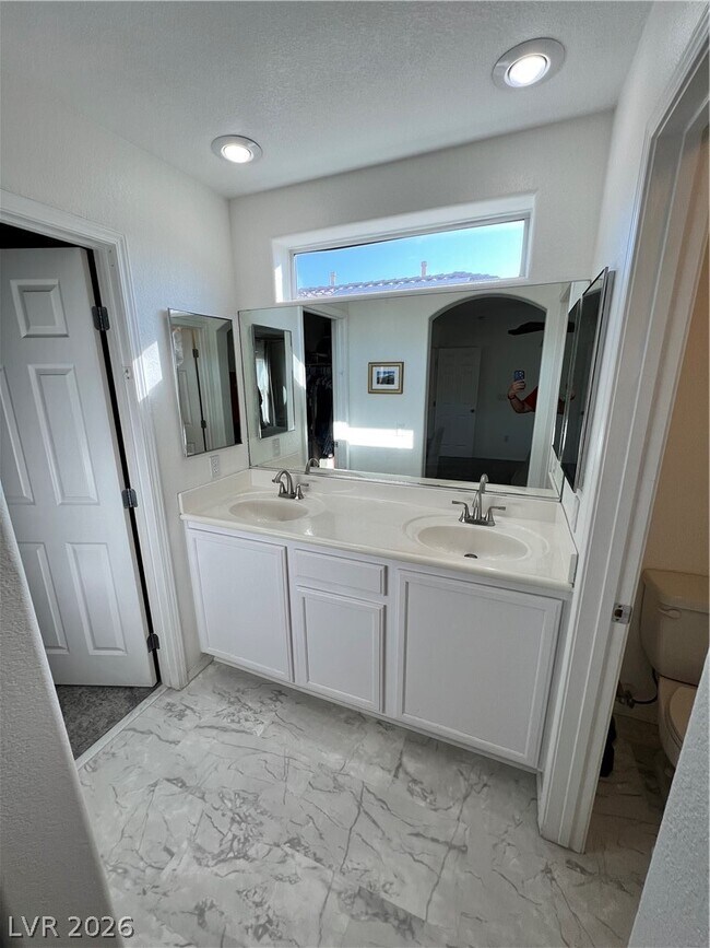 Building Photo - 8168 Finch Feather St