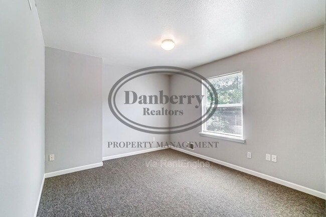 Building Photo - 3571 Turret Green Dr