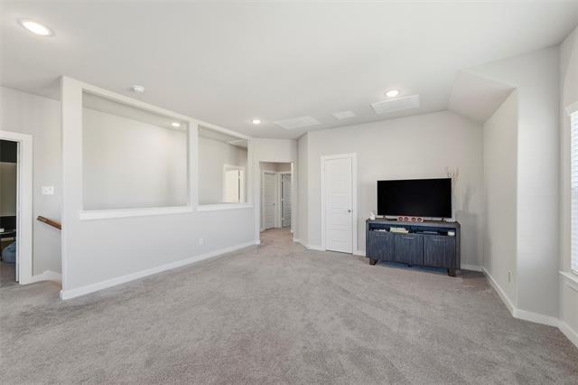 Building Photo - 2417 Mankato Dr