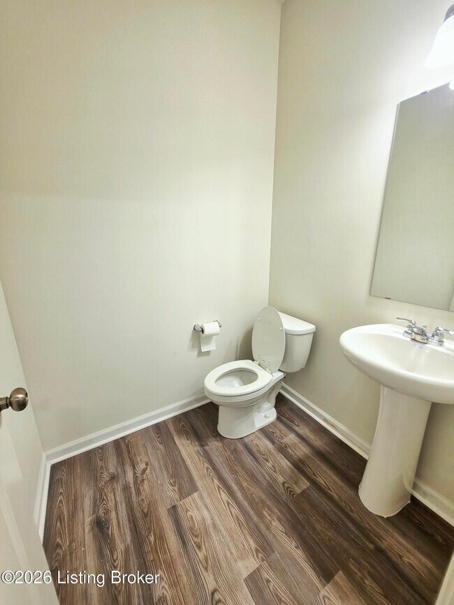 Building Photo - 4609 Golden Eagle Dr