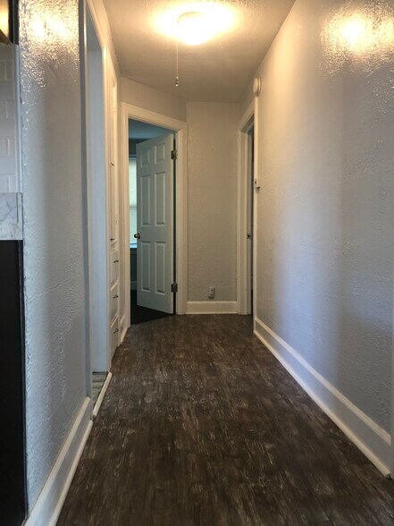 Building Photo - 669 Englewood Avenue