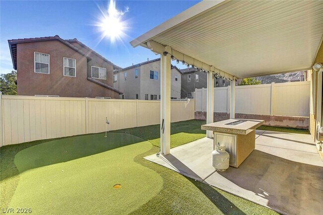 Building Photo - 9353 Black Wolf Ave
