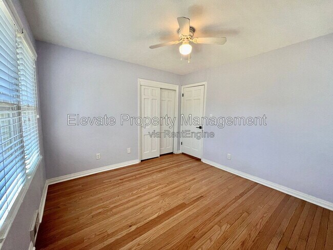 Building Photo - 2924 NW 71st St
