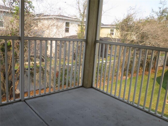 Building Photo - 2806 Club Cortile Cir