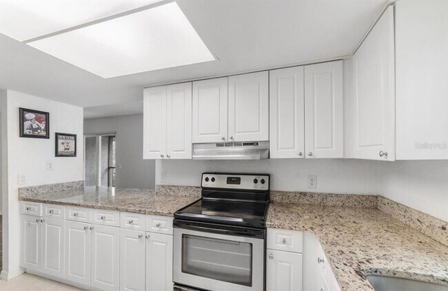 Building Photo - 2424 Barley Club Ct