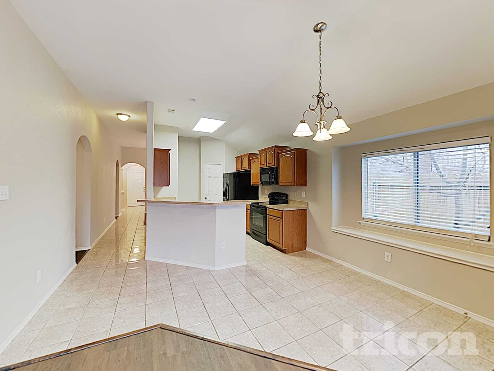 Building Photo - 2934 Margeaux Dr