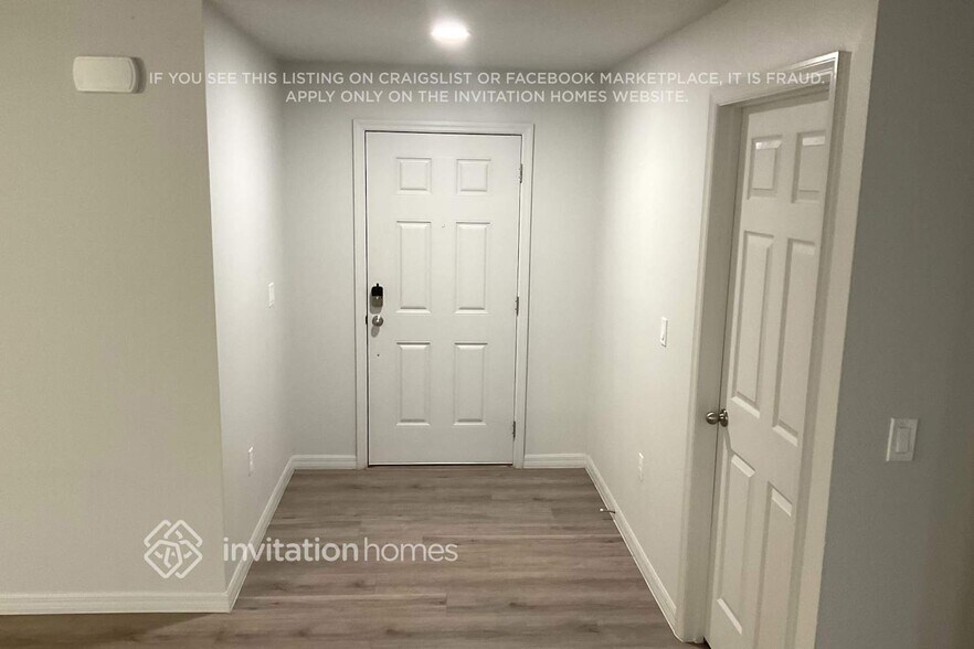 Building Photo - 120 Foster Ln