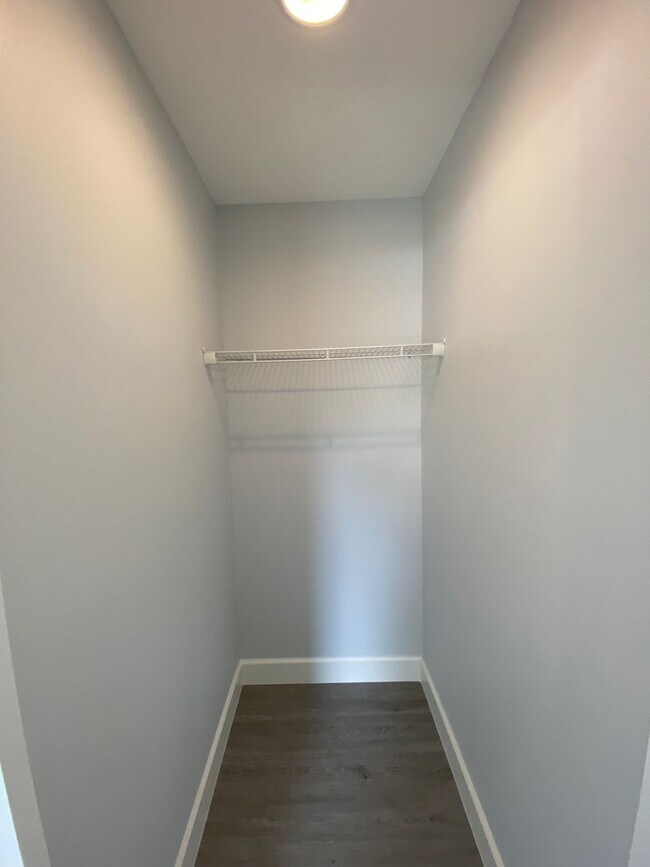 Building Photo - Desirable SW Ocala Neighborhood 3/2/2 **WON'T LAST**