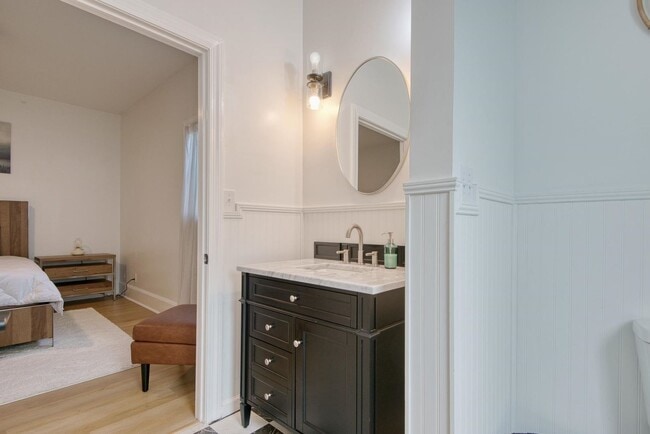 Building Photo - Cozy Apartment in Premium Christiansburg Area