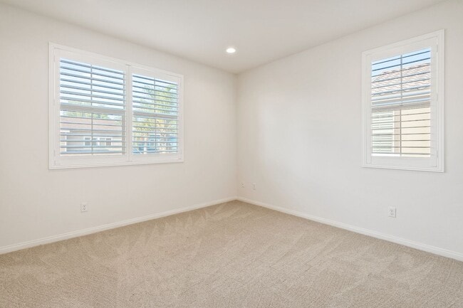 Building Photo - Beautiful newly built 4 bedroom, 3 bath home in the quiet, gated community of Westgate!