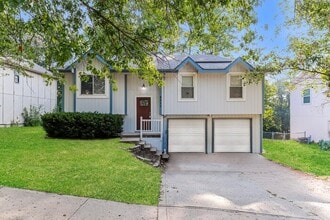 Building Photo - 8311 N Everton Ave