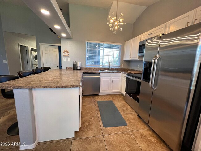 Building Photo - 255 S Kyrene Rd