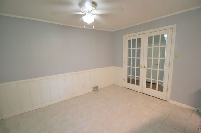 Building Photo - Adorable home located in southside of Lexington    20260604