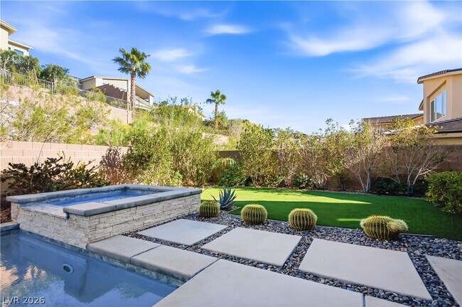 Building Photo - 8 Vista Outlook St