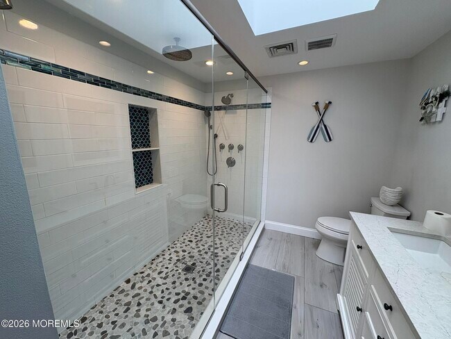 Building Photo - 3608 Ocean Terrace