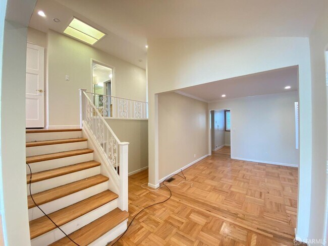 Building Photo - 60 Westdale Ave