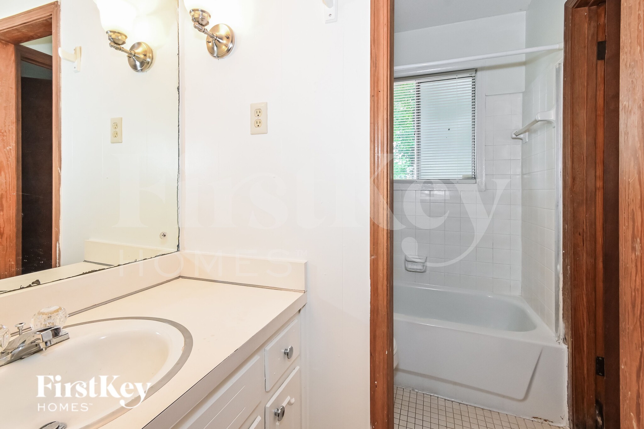 Building Photo - 1265 Winfield Rd