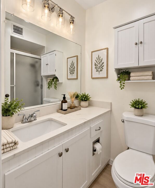 Building Photo - 6505 Green Valley Cir