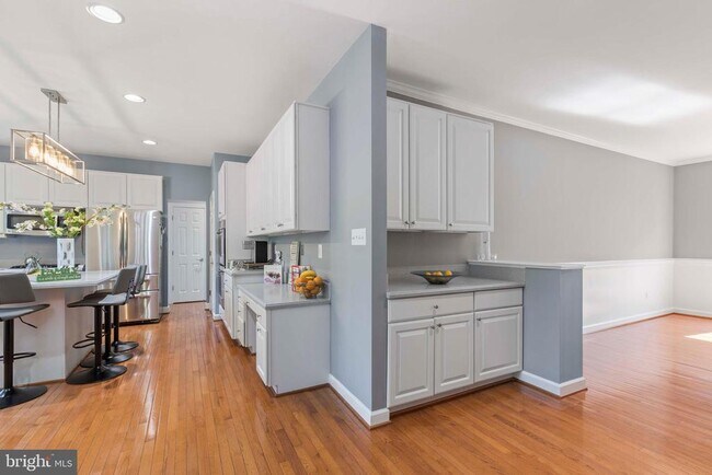 Building Photo - 12980 Highland Oaks Ct