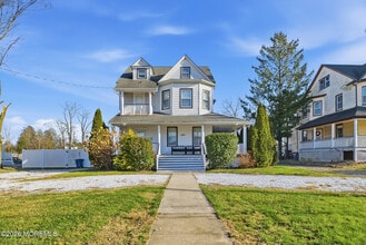 Building Photo - 343 Norwood Ave