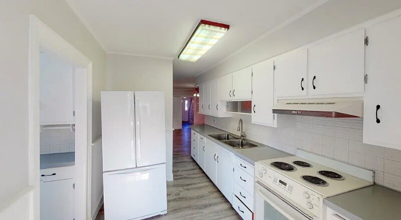 Building Photo - 44 Wallis St