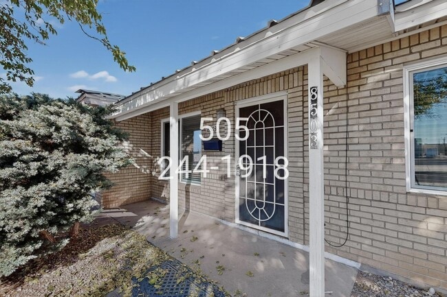 Building Photo - 8503 Menaul Blvd NE