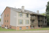 Building Photo - 1876 Ledgewood-B2