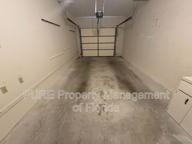 Building Photo - 8671 SW 97th St