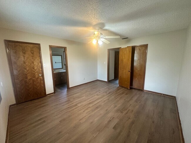 Building Photo - 3 Bedroom/2 Bath home in Valdosta