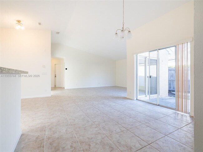 Building Photo - 200 W Riverbend Dr