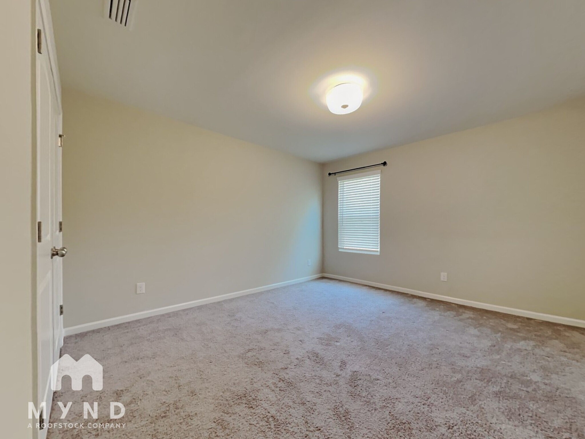 Building Photo - 8645 River Ridge Dr