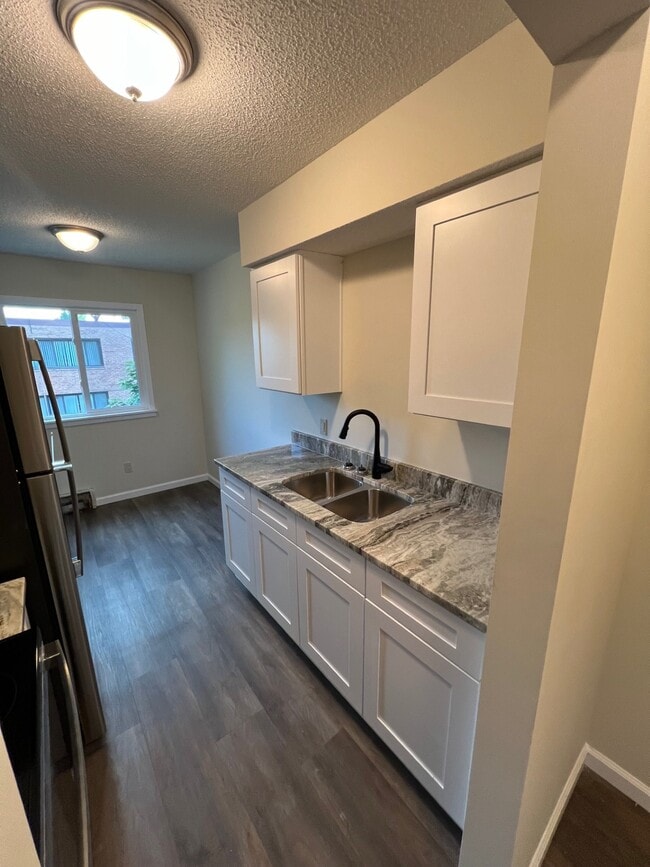 Building Photo - Stinson Heights Apartments