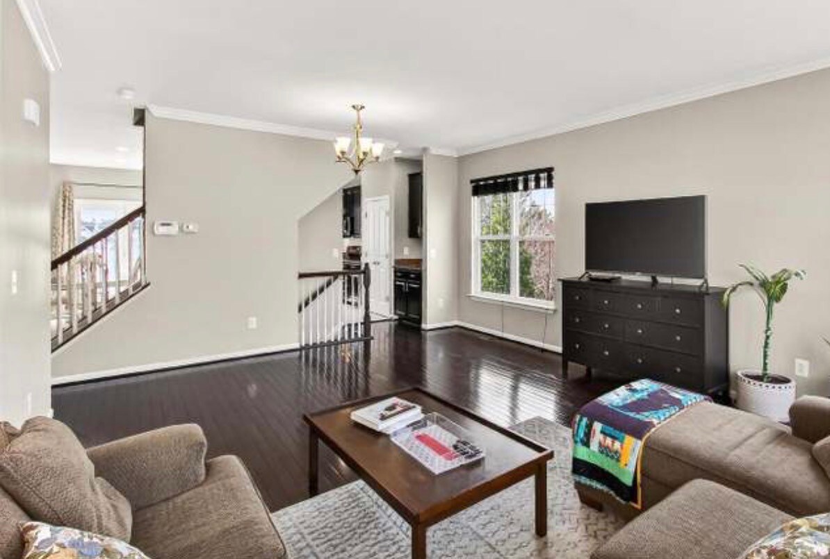 Building Photo - 43473 Hopestone Ter