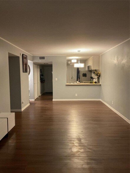 Building Photo - 7840 NW 50th St