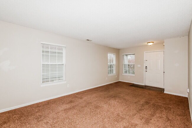 Building Photo - 15469 Fawn Meadow Dr