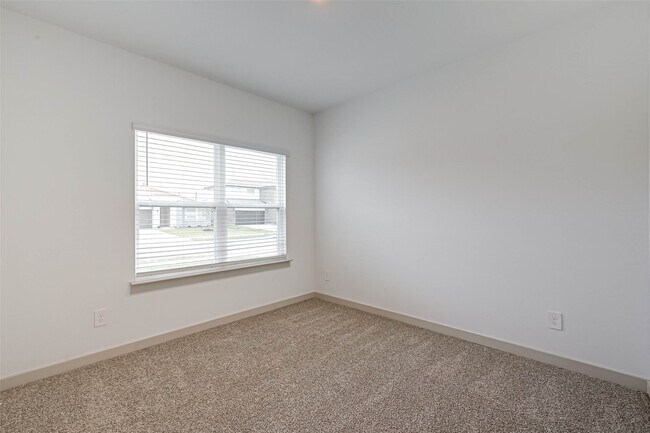 Building Photo - 250 John House Ln