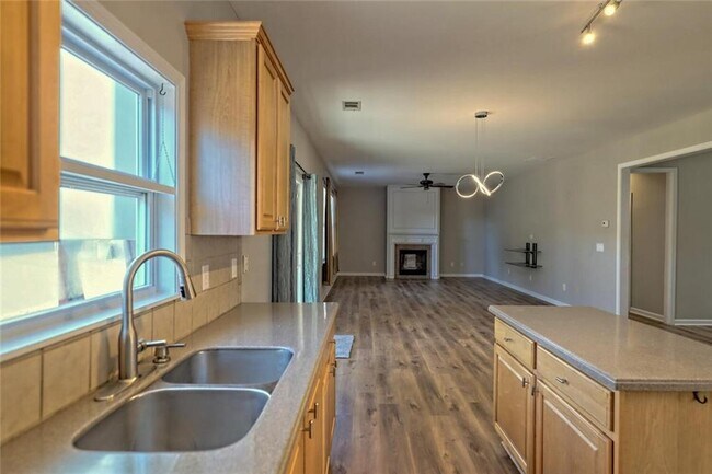 Building Photo - 5145 Fieldgate Ridge Dr