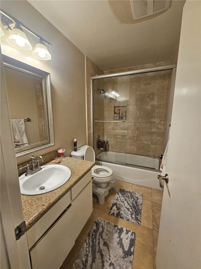 Building Photo - 545 S Ranch View Cir