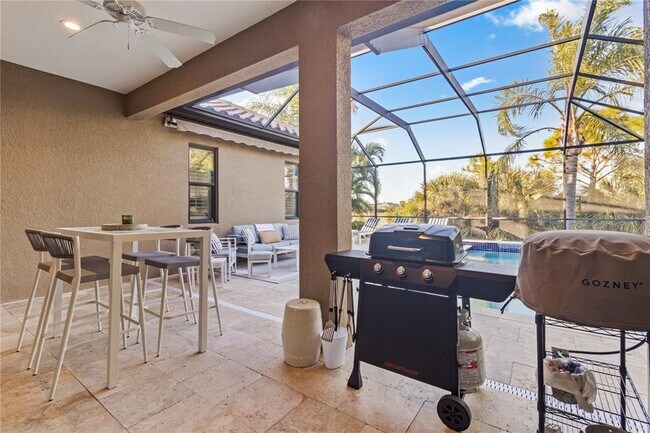 Building Photo - 26683 Raphis Royale Blvd