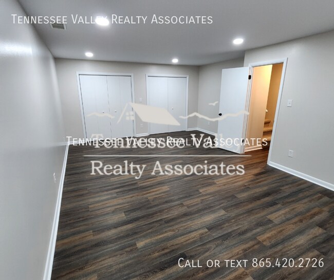 Building Photo - 8500 Olde Colony Trail