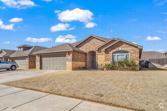 Building Photo - Beautiful 4/3/2 in Frenship ISD
