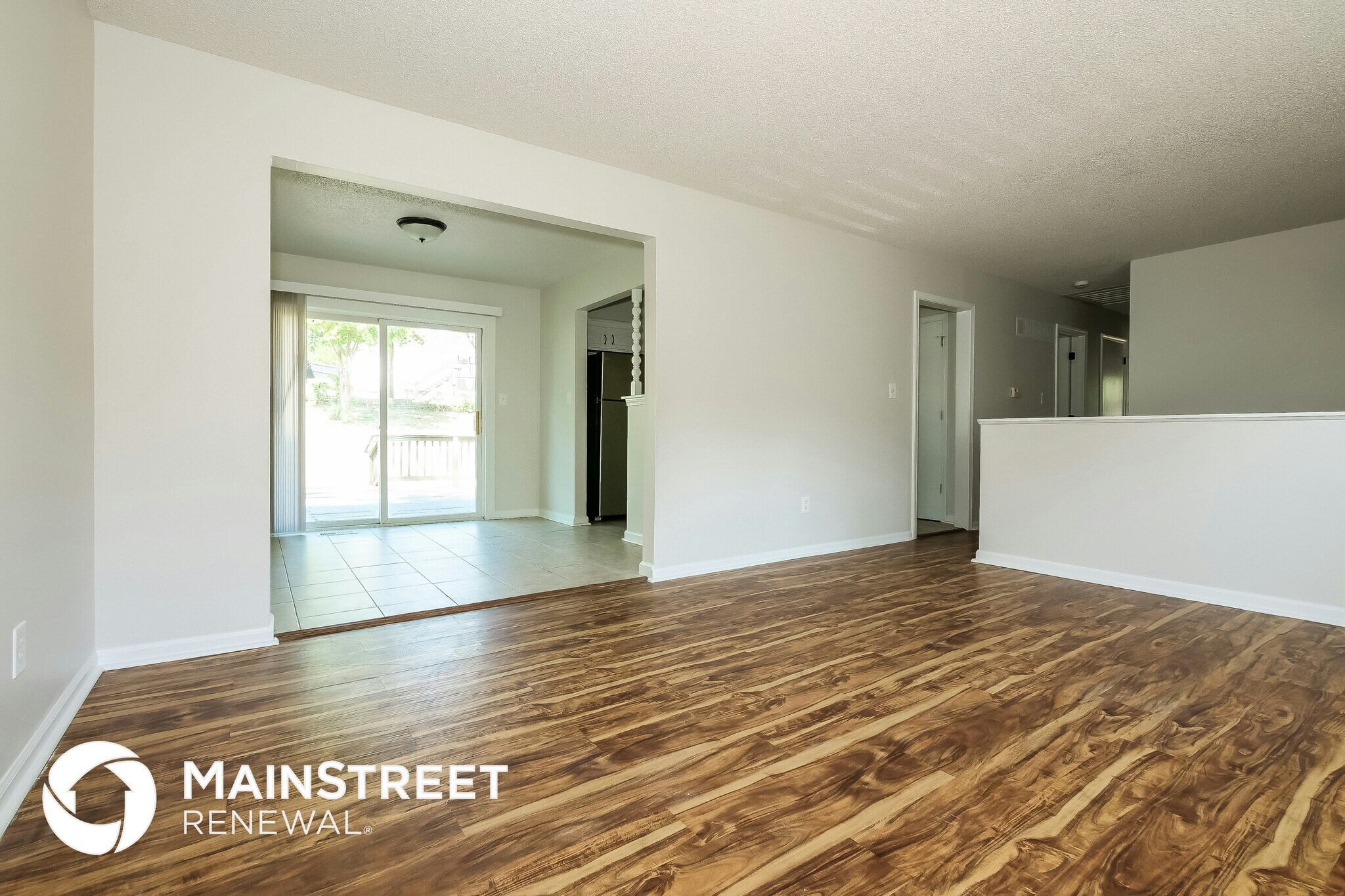 Building Photo - 6924 NW Pleasant View Dr