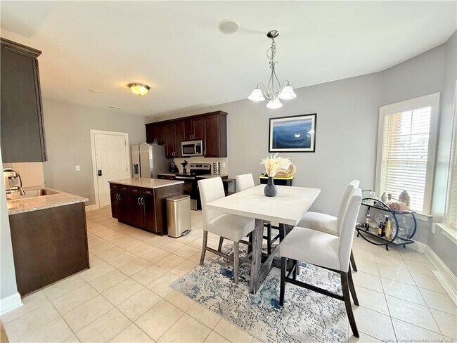 Building Photo - 418 Century Dr