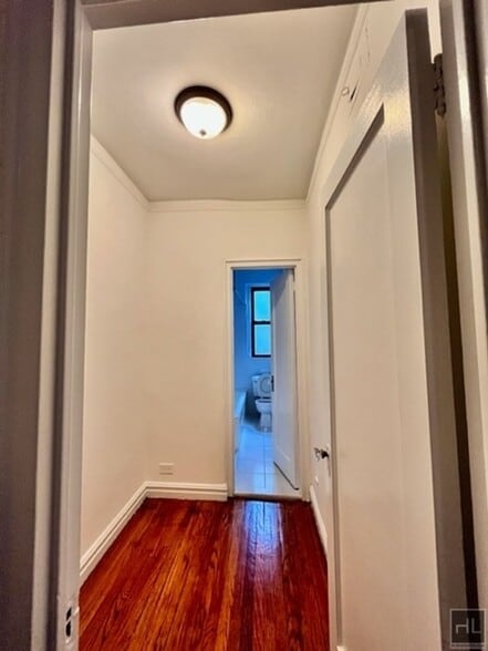 Building Photo - BROADWAY