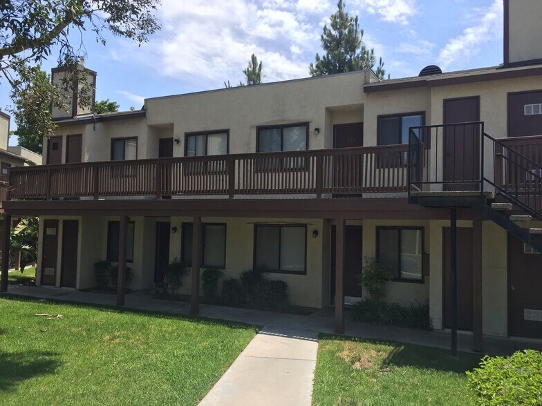 Building Photo - 11915 Pike St