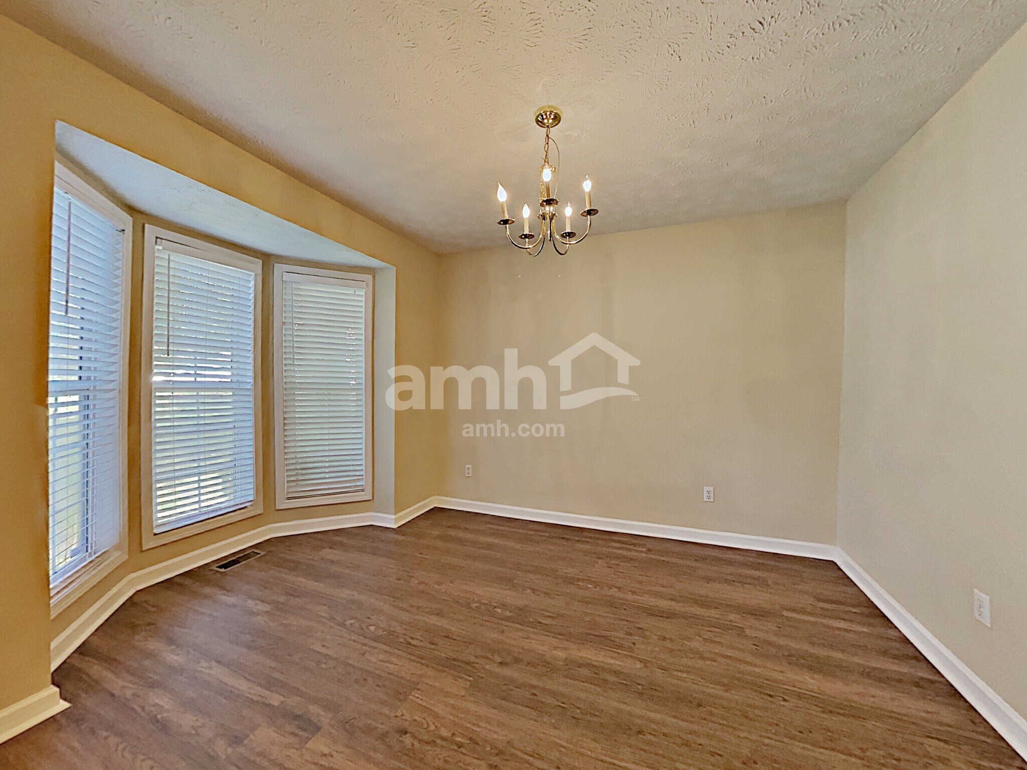 Building Photo - 445 Allens Landing Ct