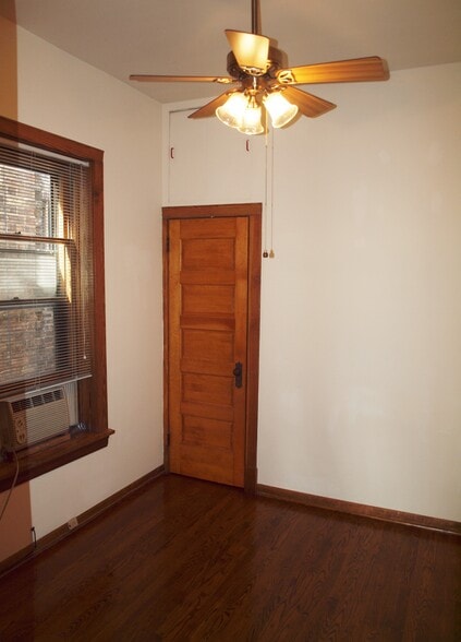 Bedroom 2 - 3538 N Reta Ave