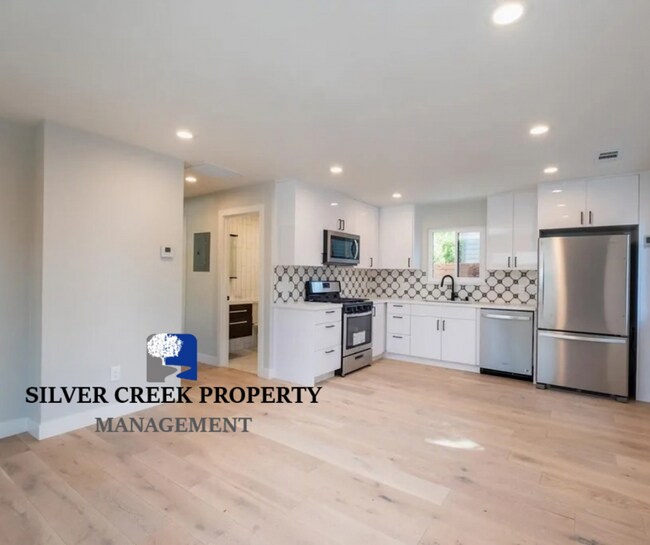 Building Photo - Charming Renovated 2BR with Yard in the Heart of Pleasanton